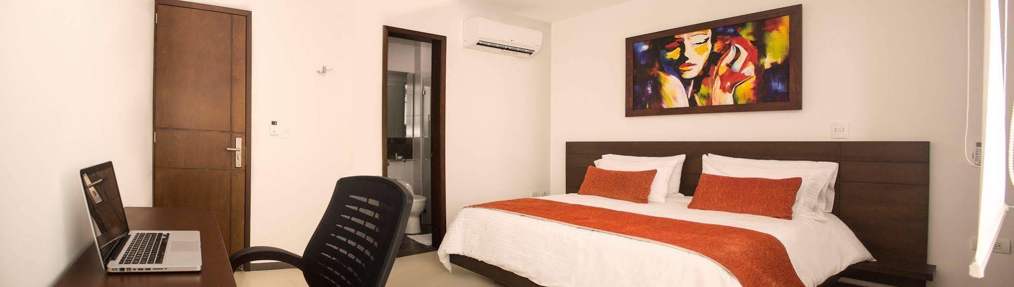 Hotel Titanium Plaza Barrancabermeja Exterior photo